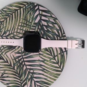 Fitbit versa 2